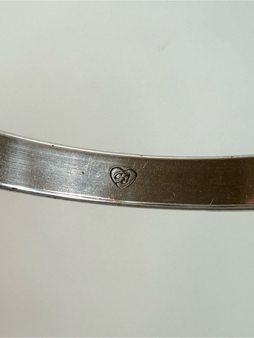Brighton Canal Etched SIlver tone Round Bangle Bracelet - Picture 5 of 5